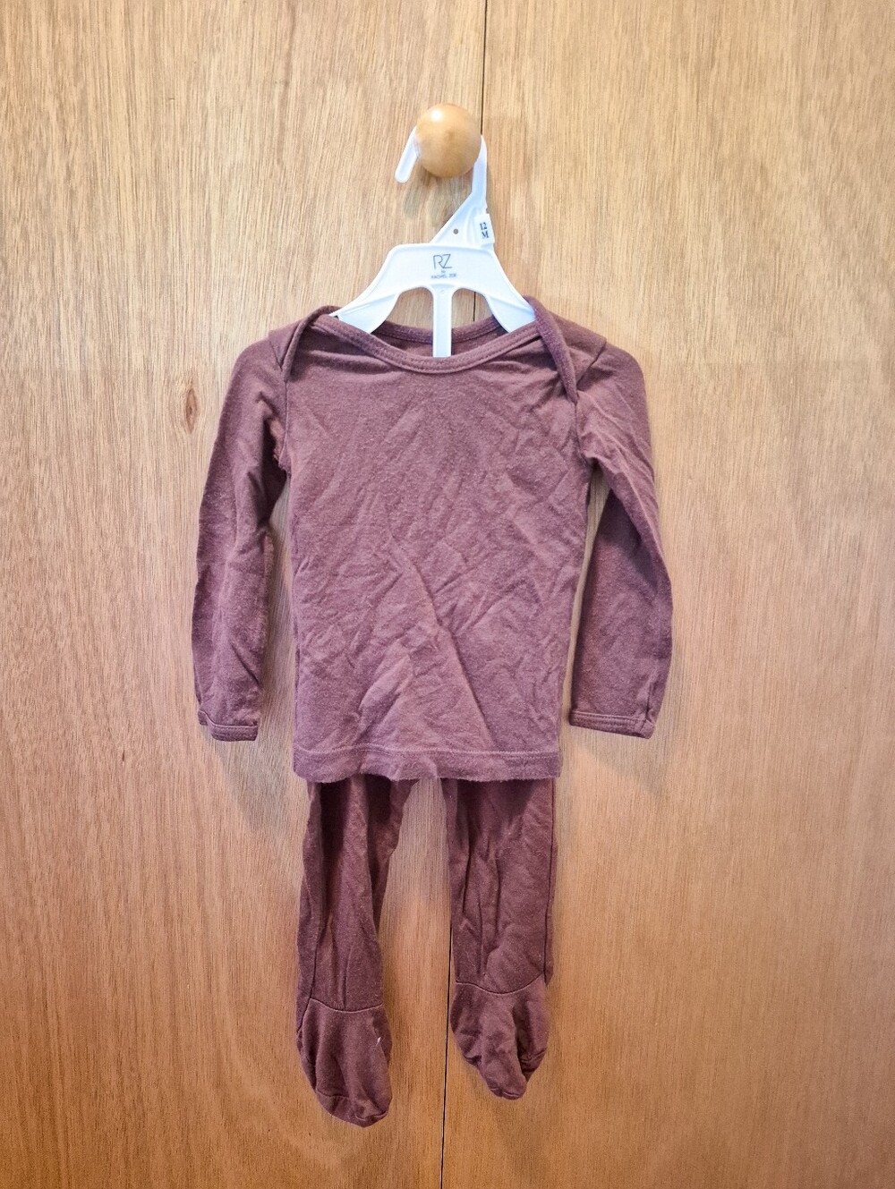 🌼$10 Maroon Solly Set